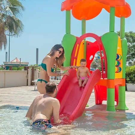 מלון Corallo ריצ'יונה