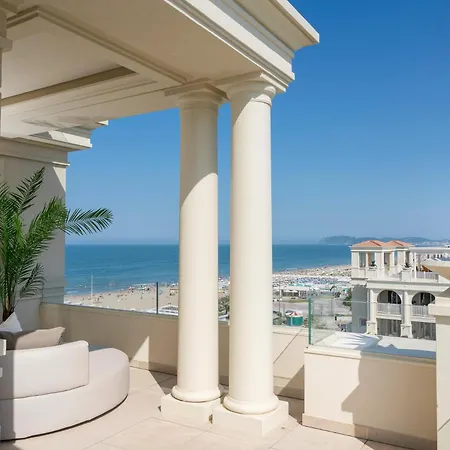 酒店 科拉罗酒店