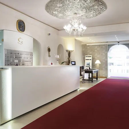 科拉罗酒店 酒店 里乔内