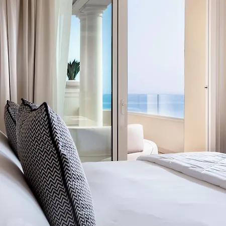Hotel Corallo 4*