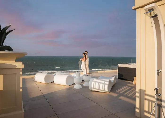 Отель Corallo 4*