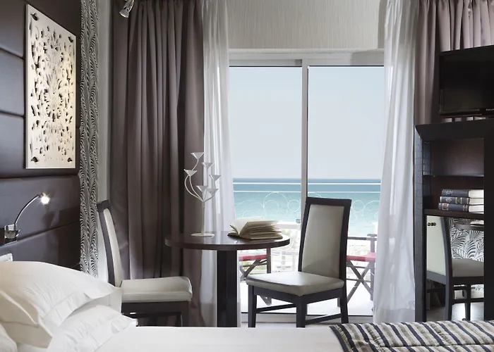 Corallo Hotell 4*
