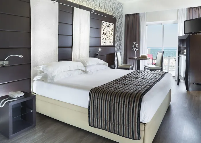 Corallo Hotell 4*