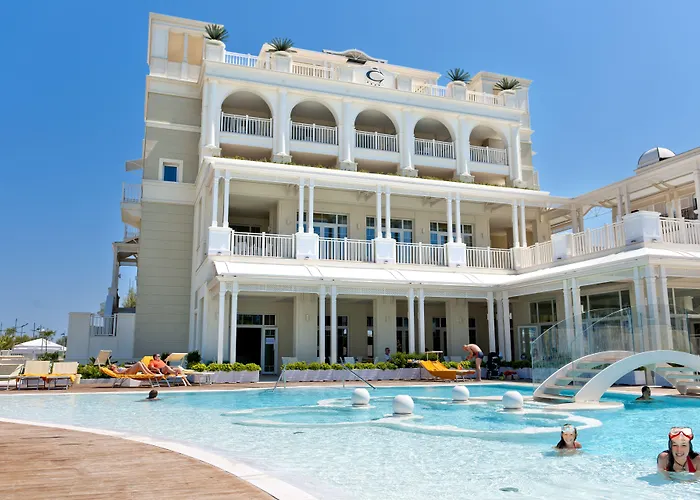 Corallo Hotell 4*